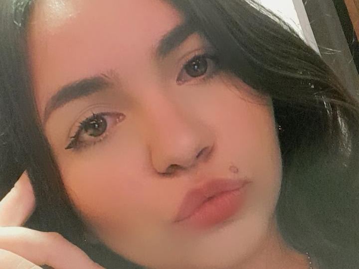 Profilbilde av SaraHoney22 webkamera modell