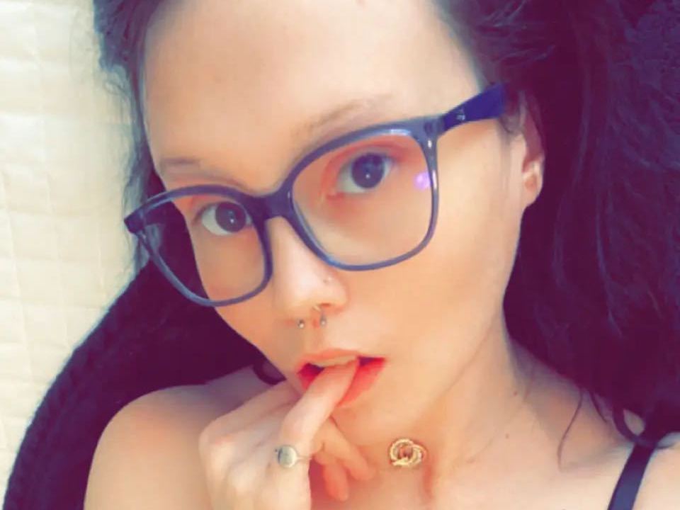 quietgirl444 profilbild på webbkameramodell