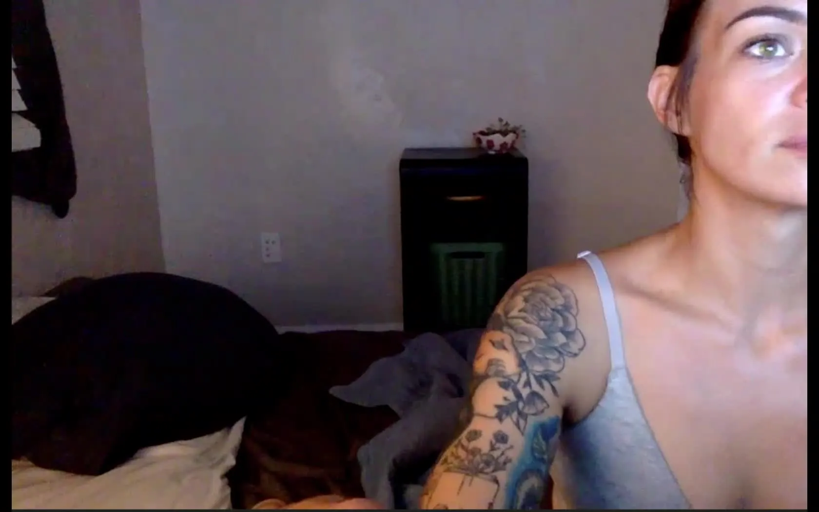 Intérprete MontanaBriannna Video 1