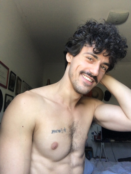 Artista aristotelesmustache18 Foto 5