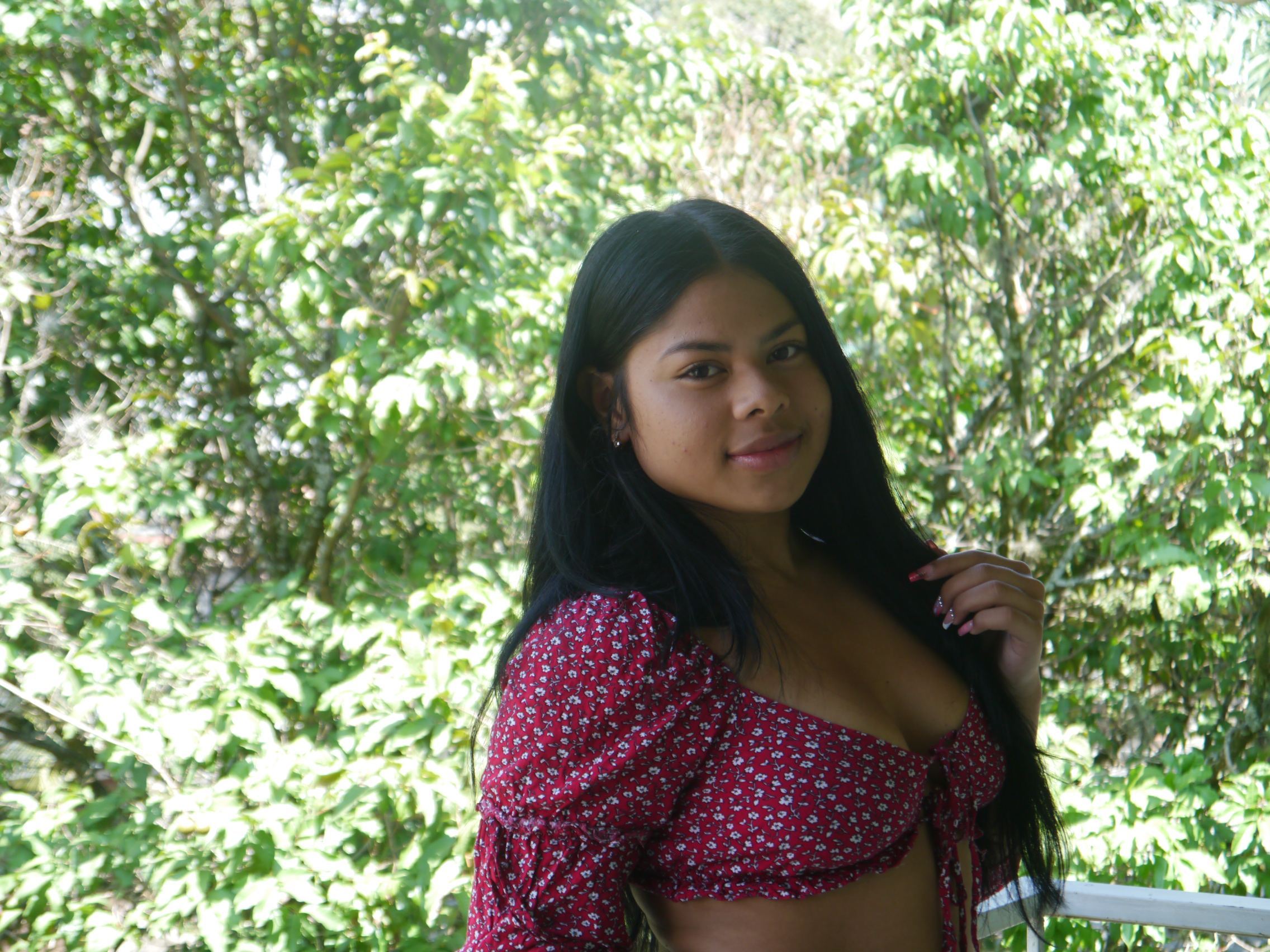 Imagen de perfil de modelo de cámara web de MiaOrtis