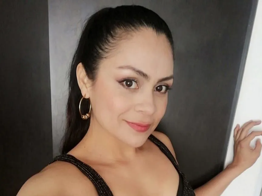 Alesandrazv profilbild på webbkameramodell