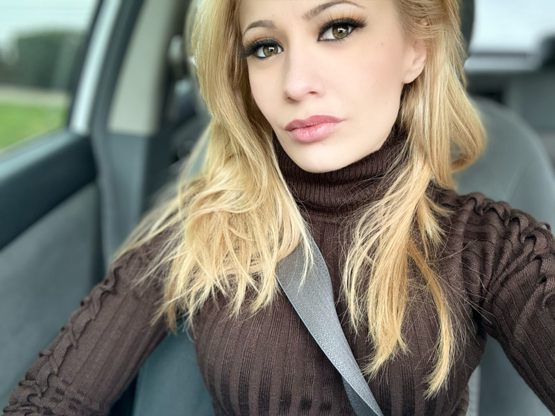 Artist LoraliLynnxnx Foto 6