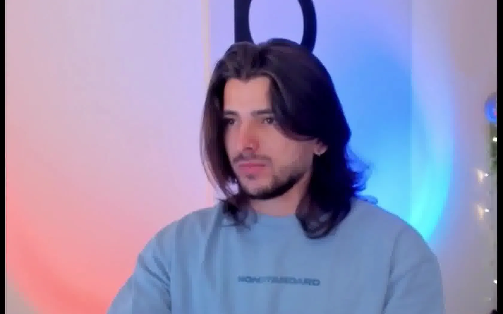 Artista DerekEvans Video 2