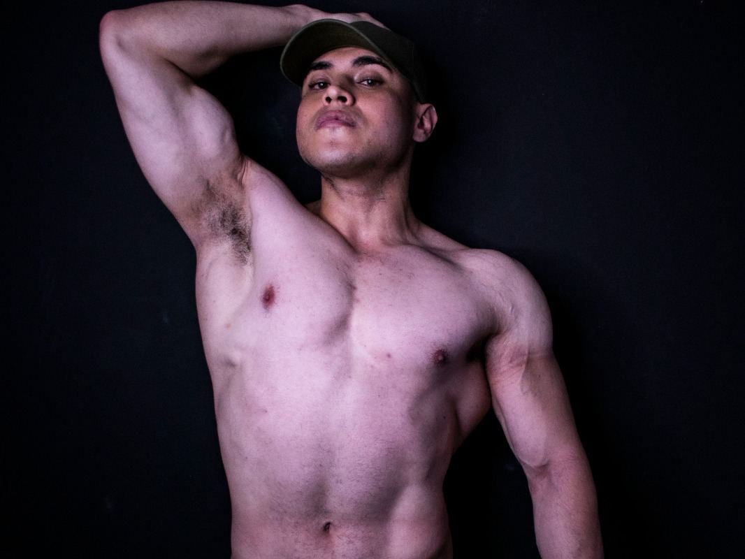 ChrisBetancourt Profilbild des Cam-Modells 