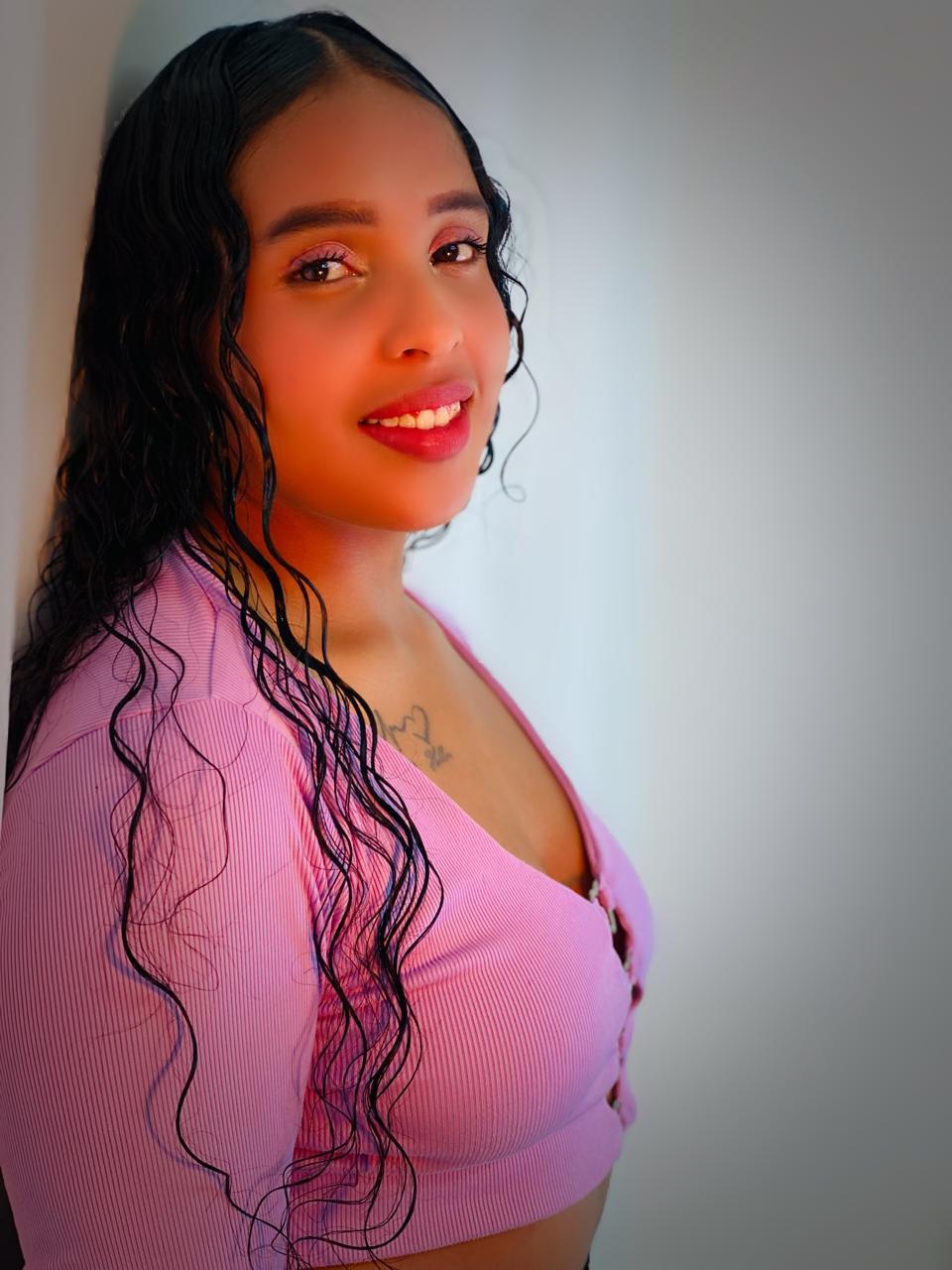 Artist AnalNaugthyy Foto 2