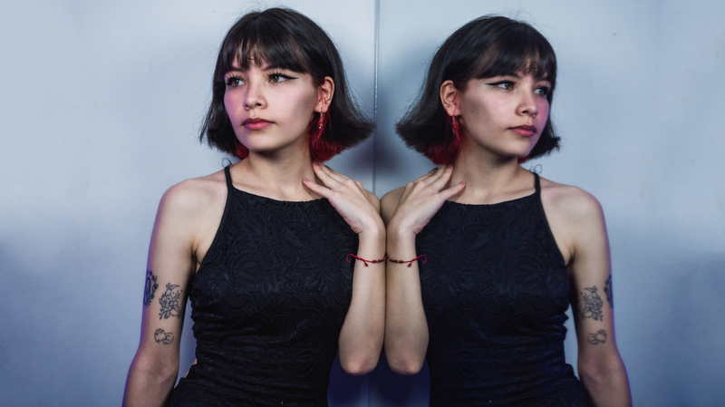 Artist NitzziAroused Foto 4