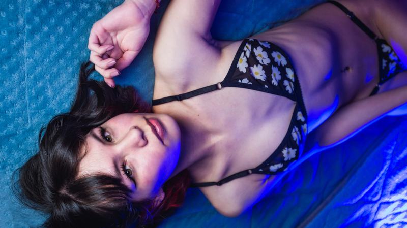 Artist NitzziAroused Foto 7