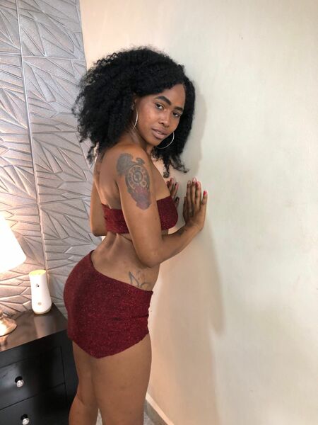 Performer ValentinaRobert Photo 2