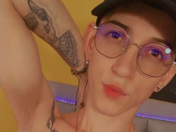 Imagen de perfil de modelo de cámara web de xharolsex