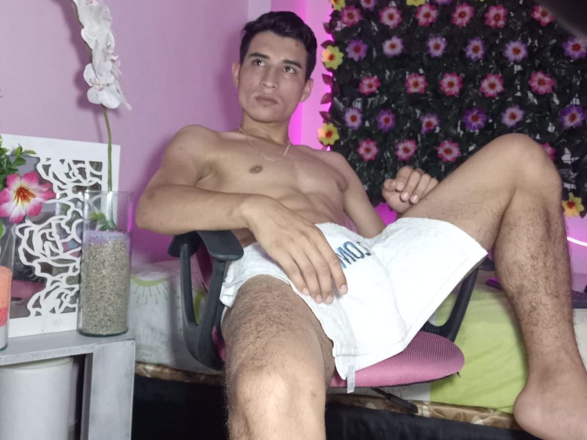 Imagen de perfil de modelo de cámara web de AdanPervert