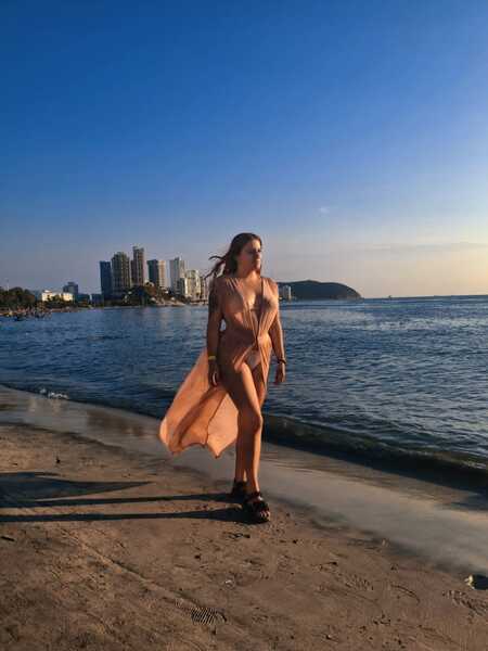 Performer KateEvance Photo 2