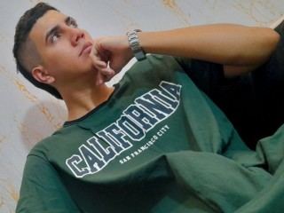 Image de profil du modèle de webcam Max0022