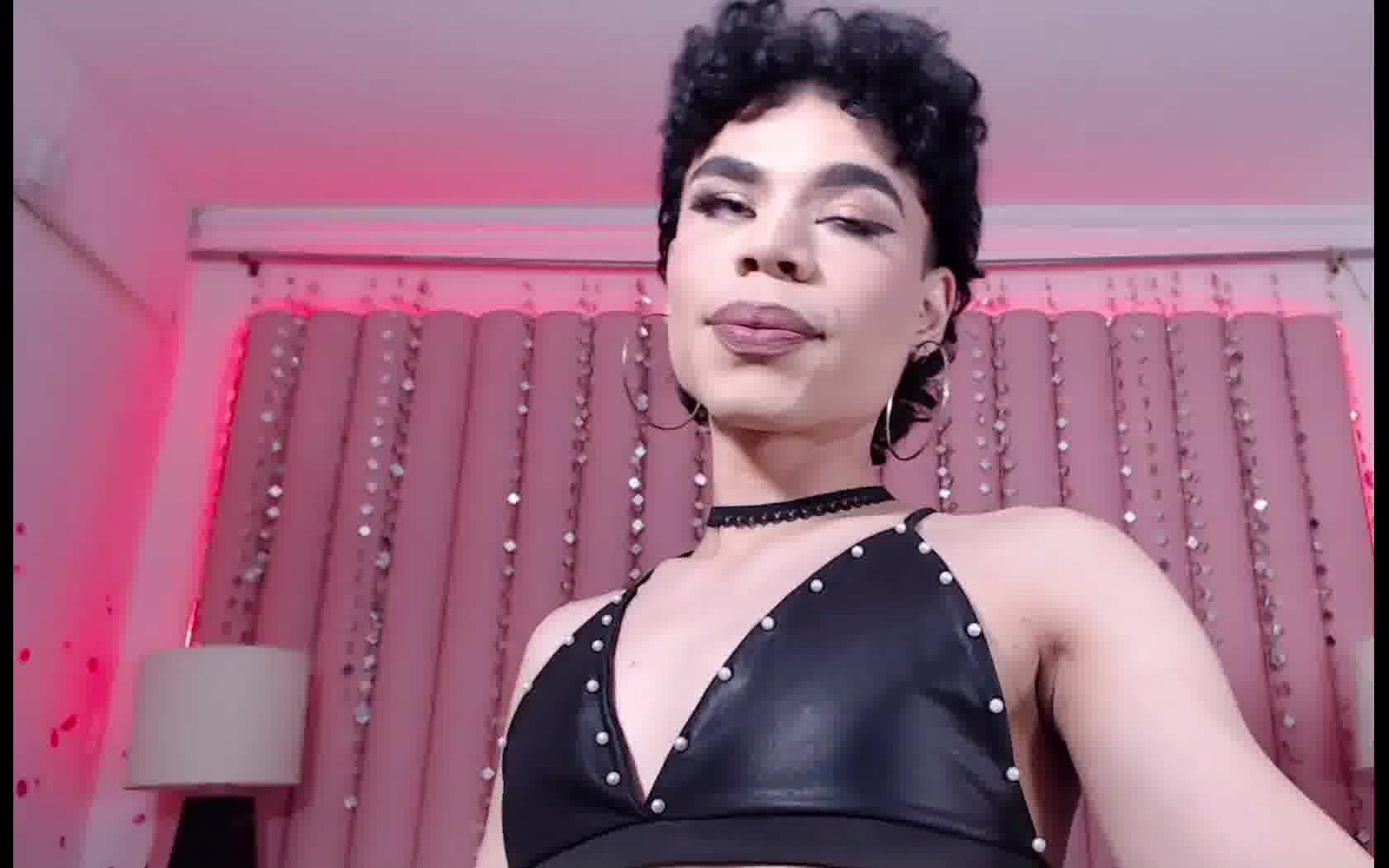 Performer LucyCooper18 Video 1