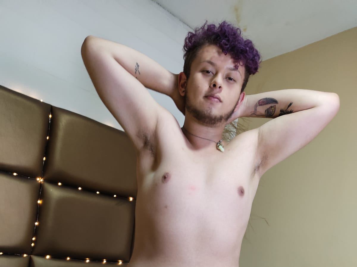 Profilbilde av Charliedai webkamera modell
