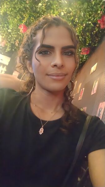 Interprète karenssofia Photo 8