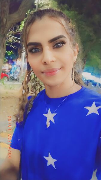 Interprète karenssofia Photo 4