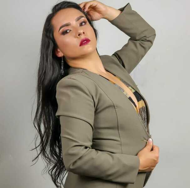 Interprète RebekaPalacios Photo 12