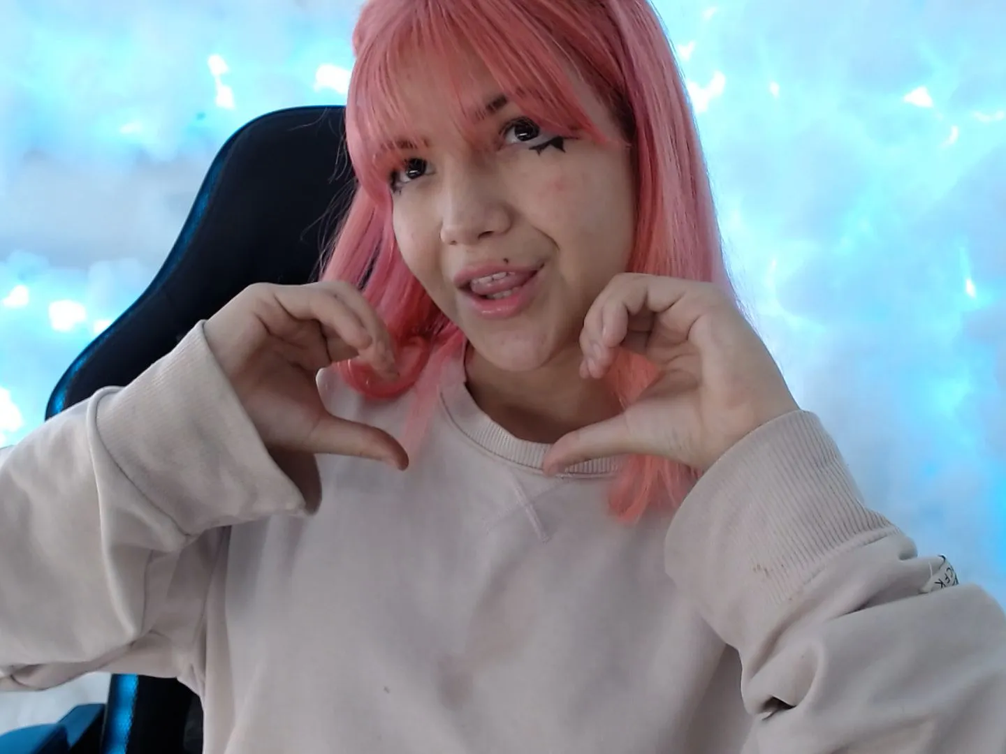 HannyClouser immagine del profilo del modello di cam
