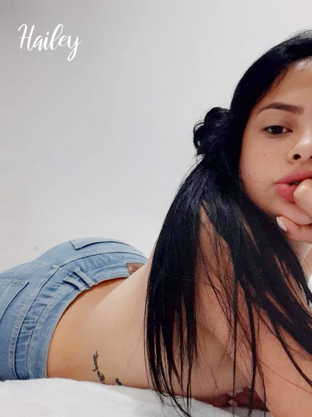 Intérprete HaileySato Foto 4