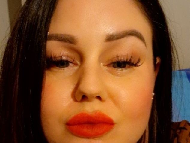 LadyMuk profilbild på webbkameramodell