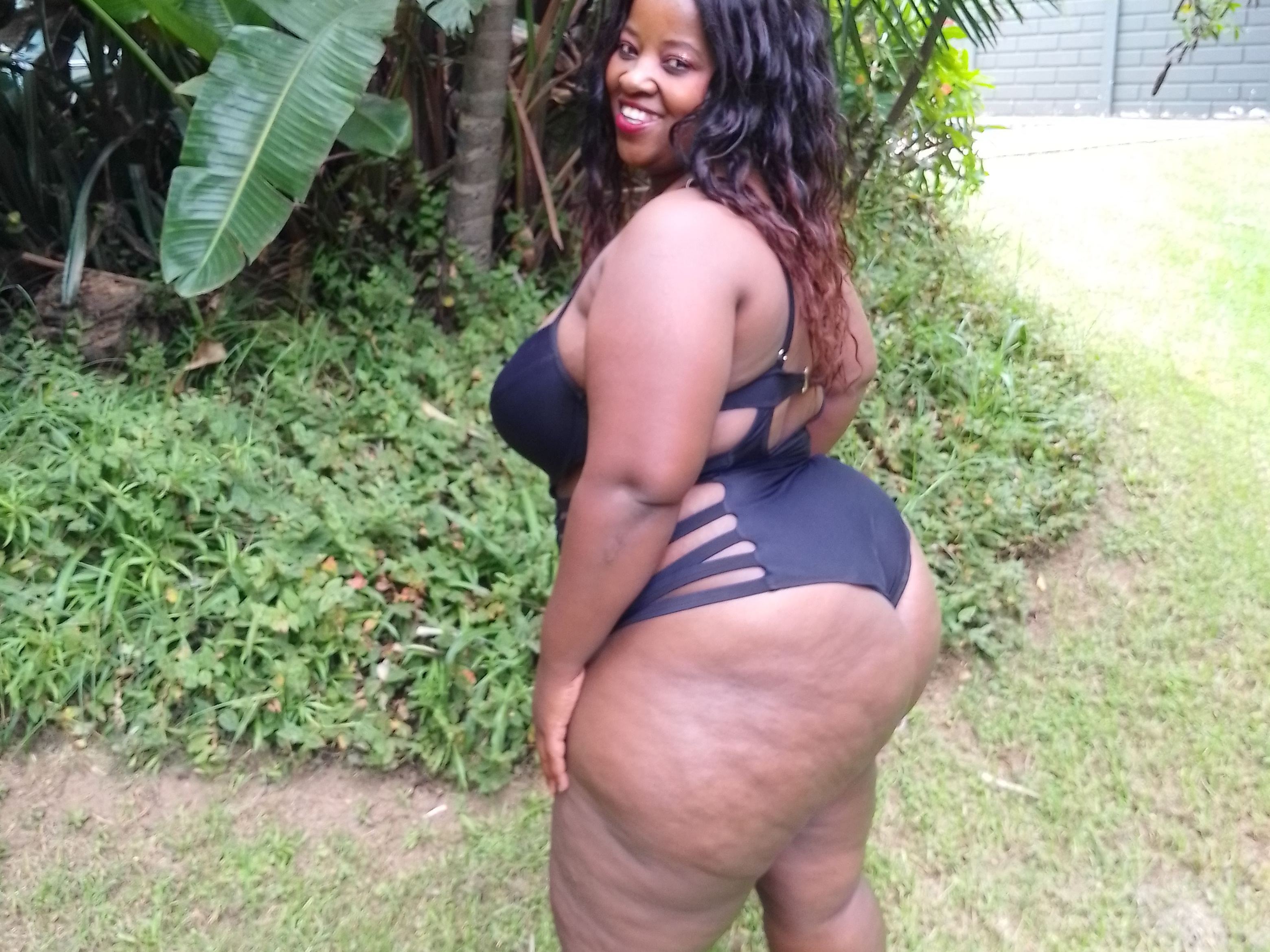 CURVYBARBIEXX profilbild på webbkameramodell