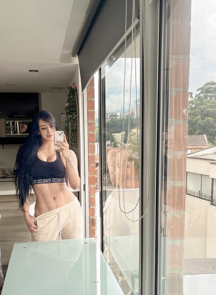 Performer AlissonDave Photo 2