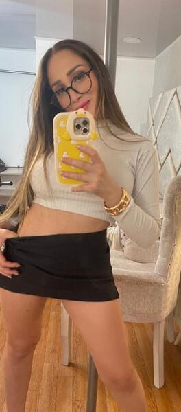 Artiest ArianaLux Foto 4