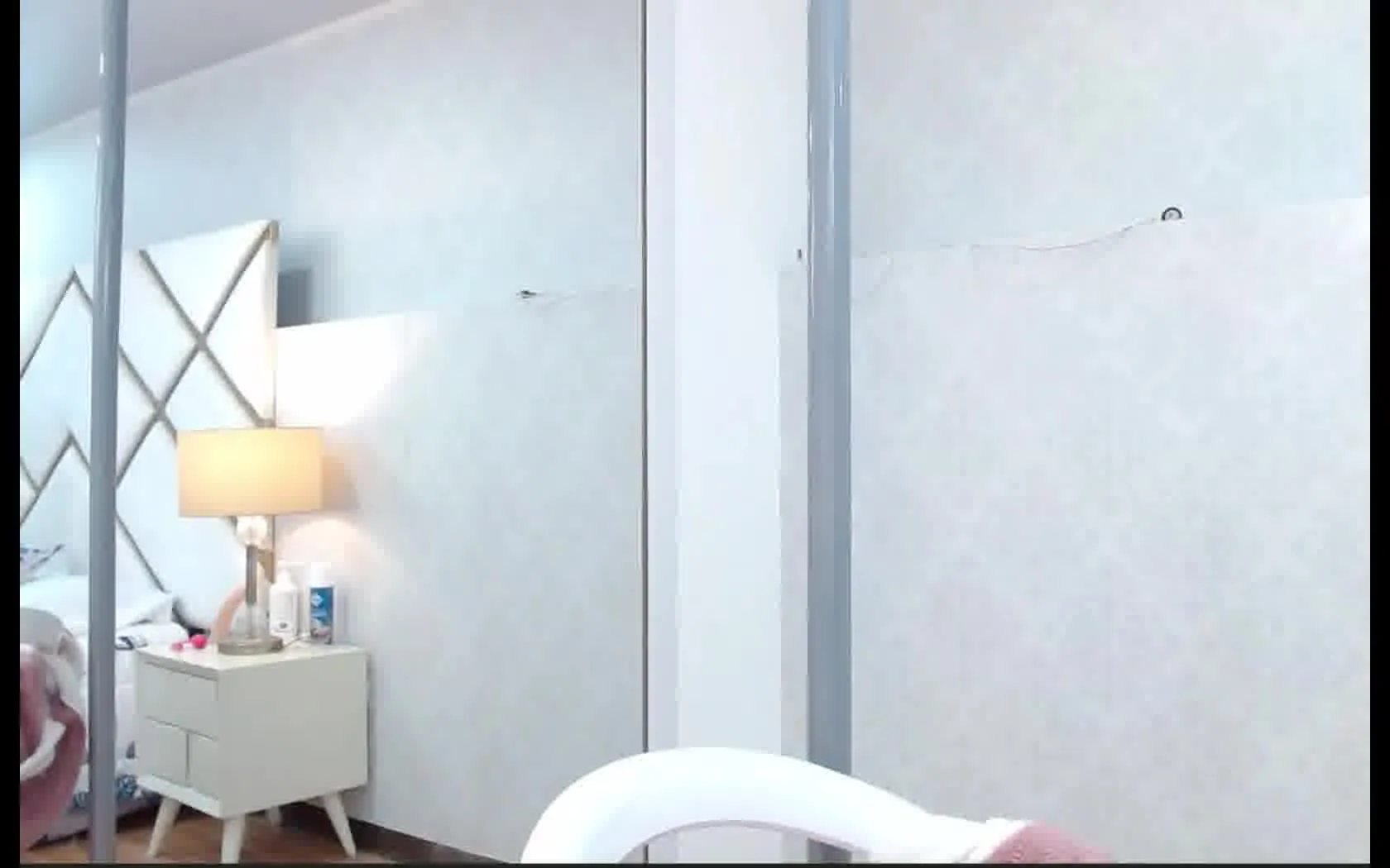 Intérprete ArianaLux Video 1