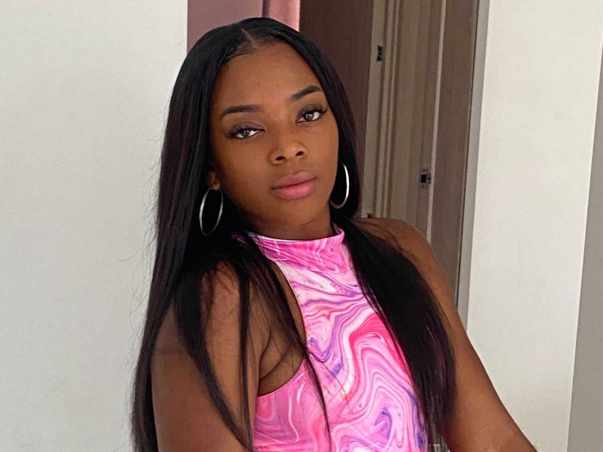 Foto de perfil de modelo de webcam de NiaRouss