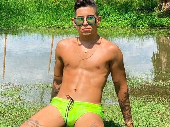Imagen de perfil de modelo de cámara web de Febianwesley