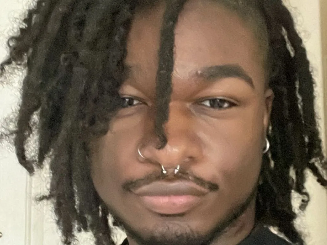 papisantosx profilbild på webbkameramodell