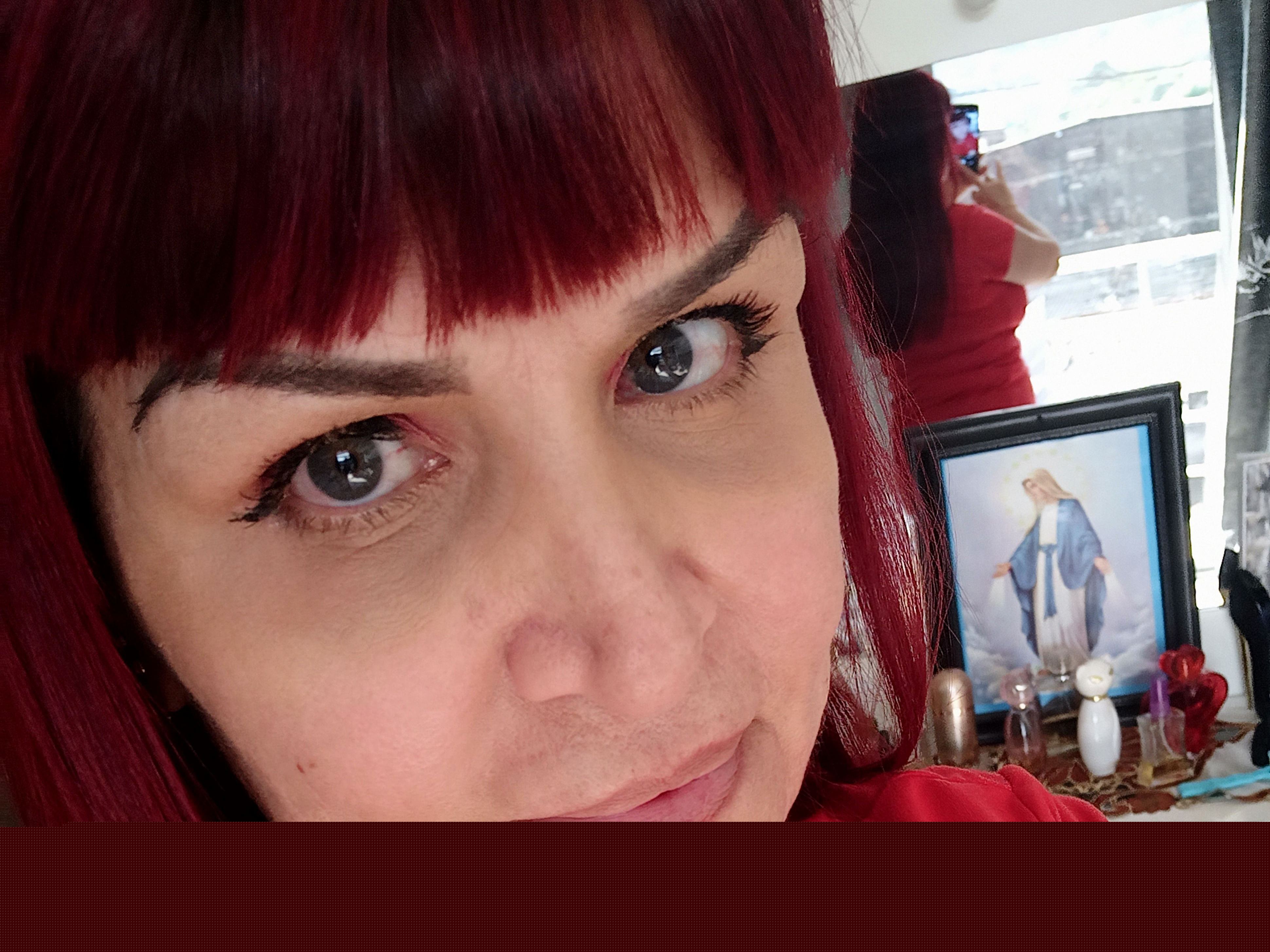 Image de profil du modèle de webcam Brendaxiomy