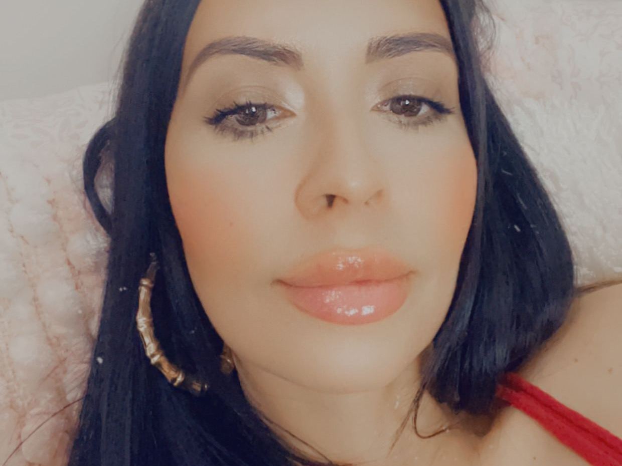 Foto de perfil de modelo de webcam de CaraMellow