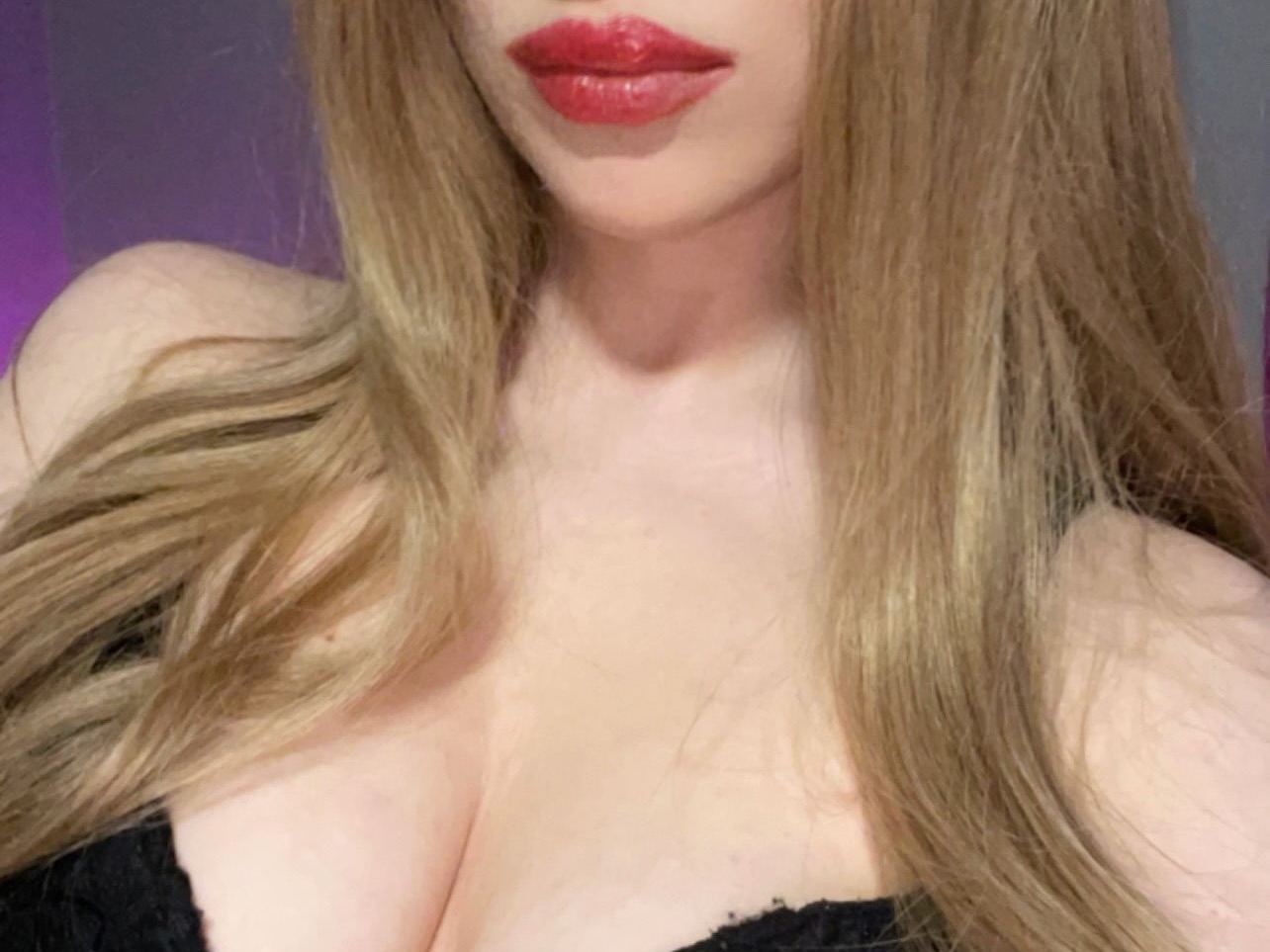 Miaclarke profielfoto van cam model