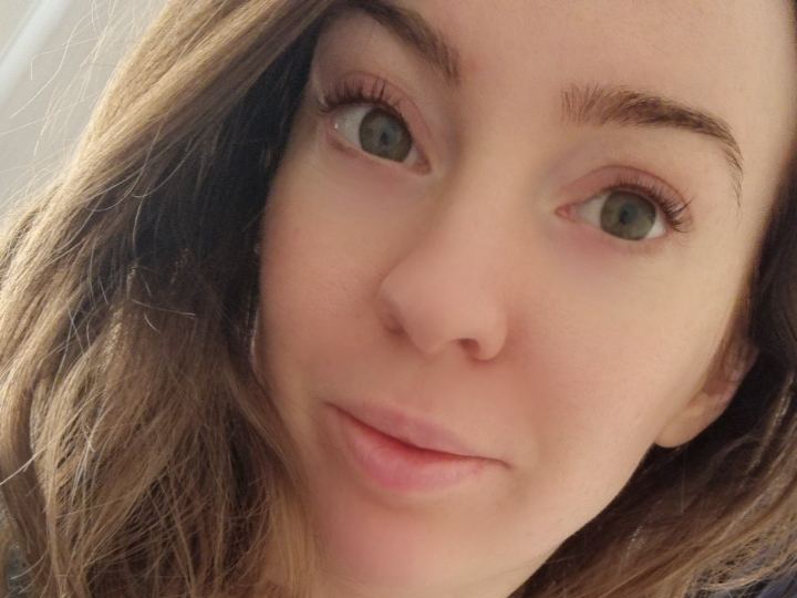 hattiex profilbild på webbkameramodell