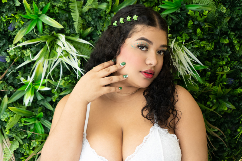 Performer EmmaJacks Photo 9