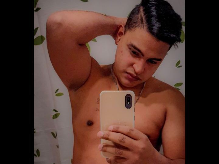 ALEXMORENO profielfoto van cam model 