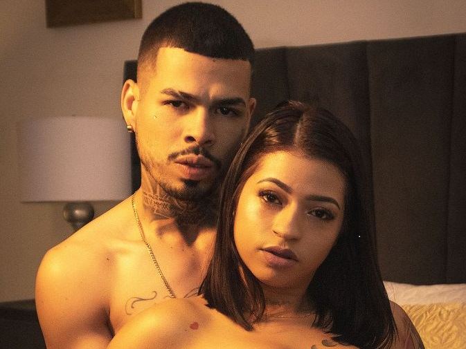 Image de profil du modèle de webcam SaraAndIcardi