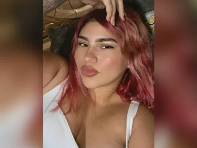 Image de profil du modèle de webcam AradiaDuk