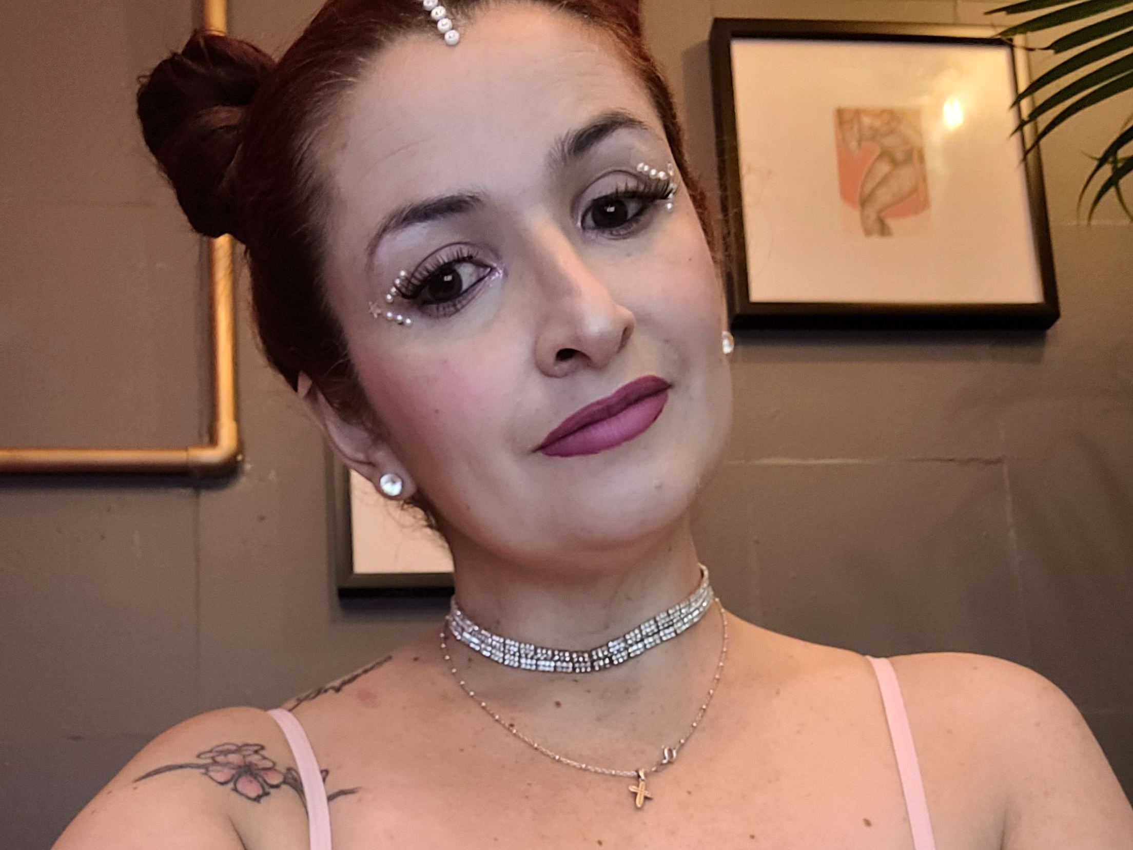 Imagen de perfil de modelo de cámara web de Missenny18
