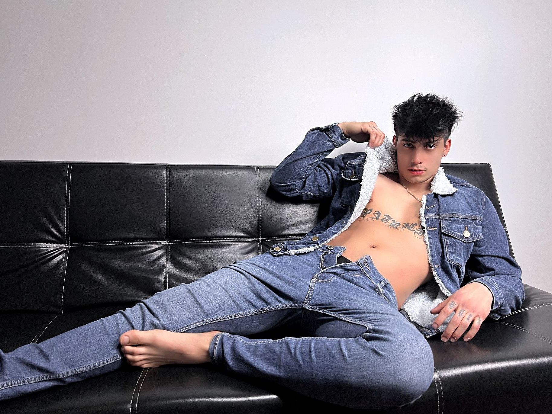 Jhim4444 profilbild på webbkameramodell