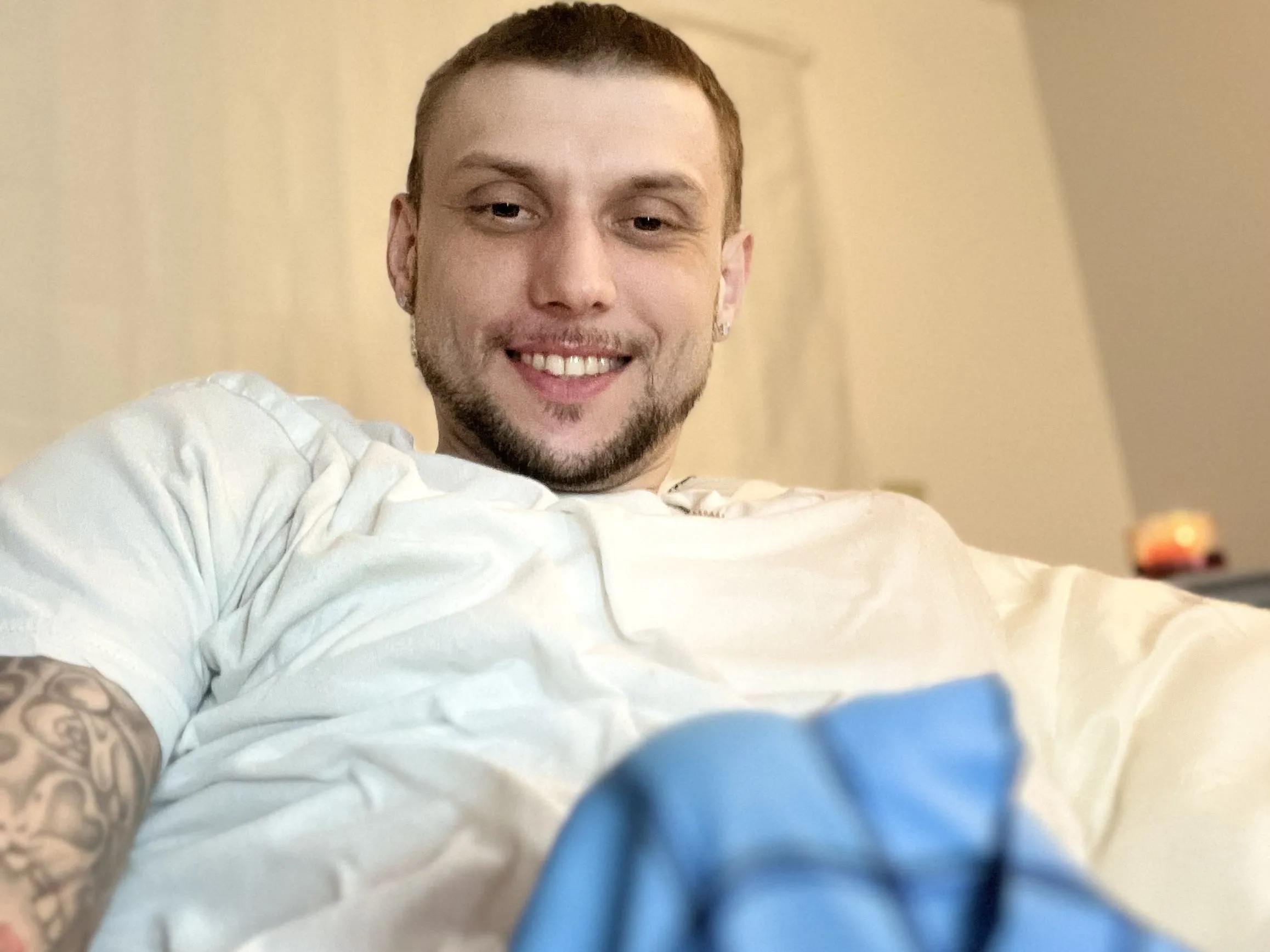 KinkyKen126 Profilbild des Cam-Modells