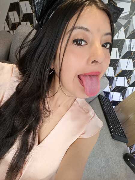 Performer Sweetkiitty18 Photo 4