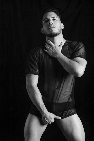 Performer LiamWest Photo 4