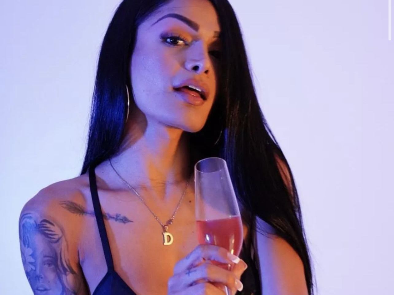 kendraromansx profilbild på webbkameramodell