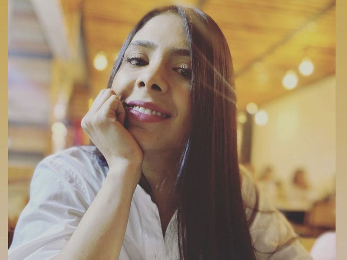 Imagen de perfil de modelo de cámara web de cristalmunez