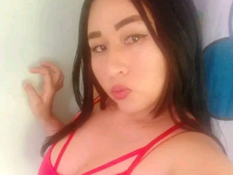 Image de profil du modèle de webcam PEERLAKPOP