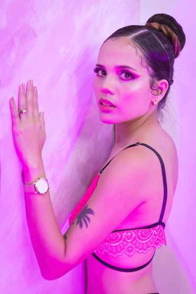 Interprète BellaHarriis Photo 10