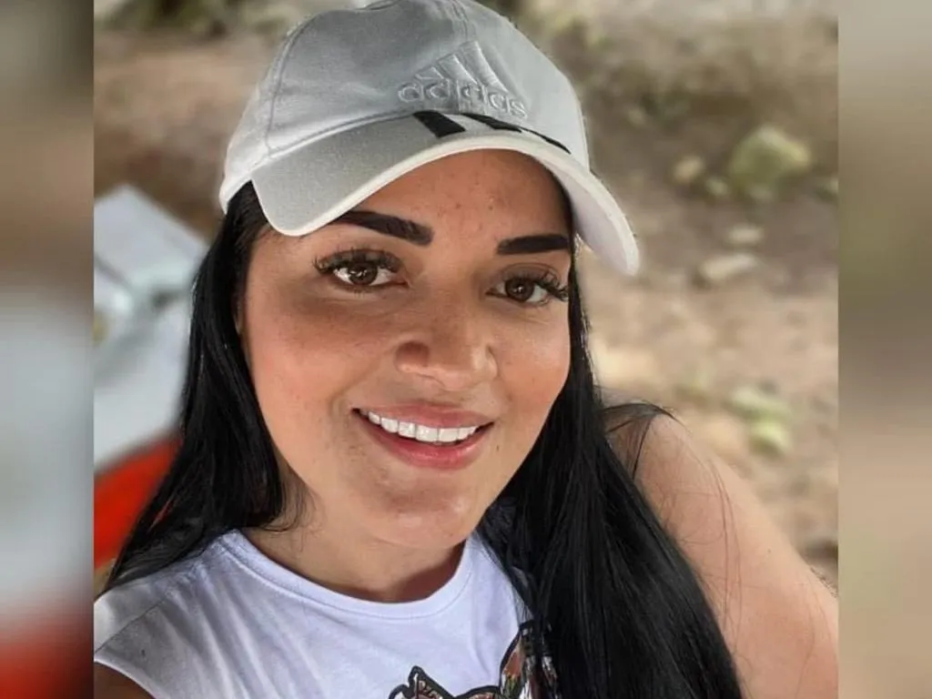 sararays profielfoto van cam model